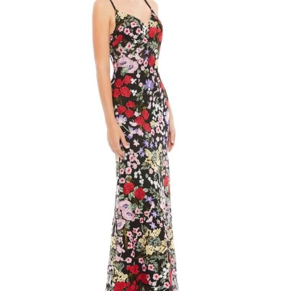 NWT MAC DUGGAL FLORAL EMBROIDERED LACE‎ SWEETHEART NECK LONG GOWN BLACK 67473 - Picture 1 of 5